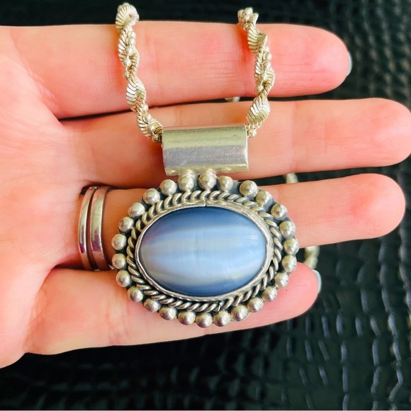 Grey Cat’s Eye Chrysoberyl Vintage Sterling Silver Dotted Pendant Chain … - Picture 1 of 8